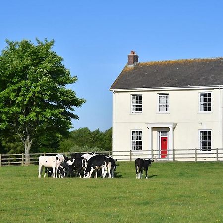 Glascoed Farmhouse 카마던 외부 사진